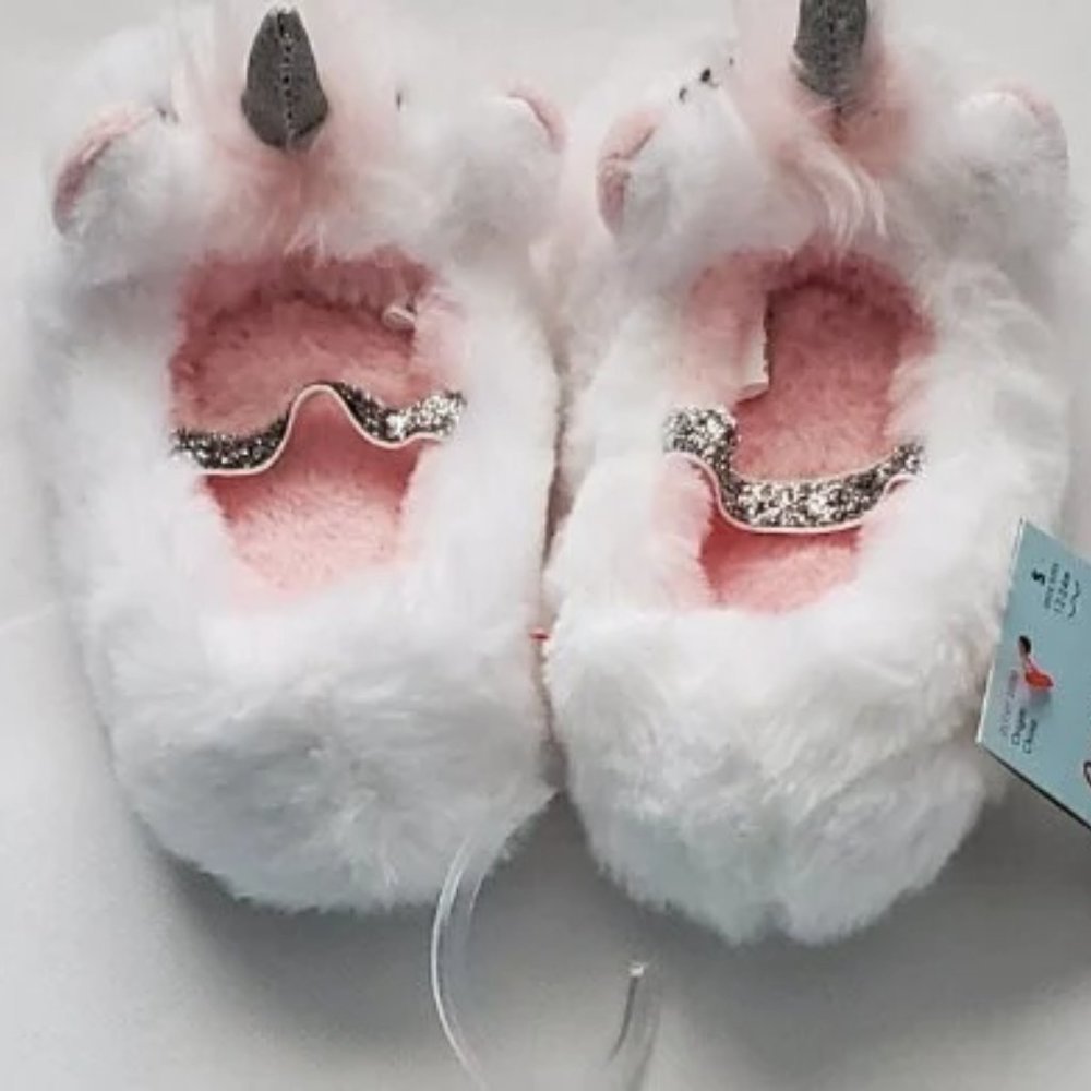 Cute fluffy comfy warm unicorns slippers - Picture 7 of 9